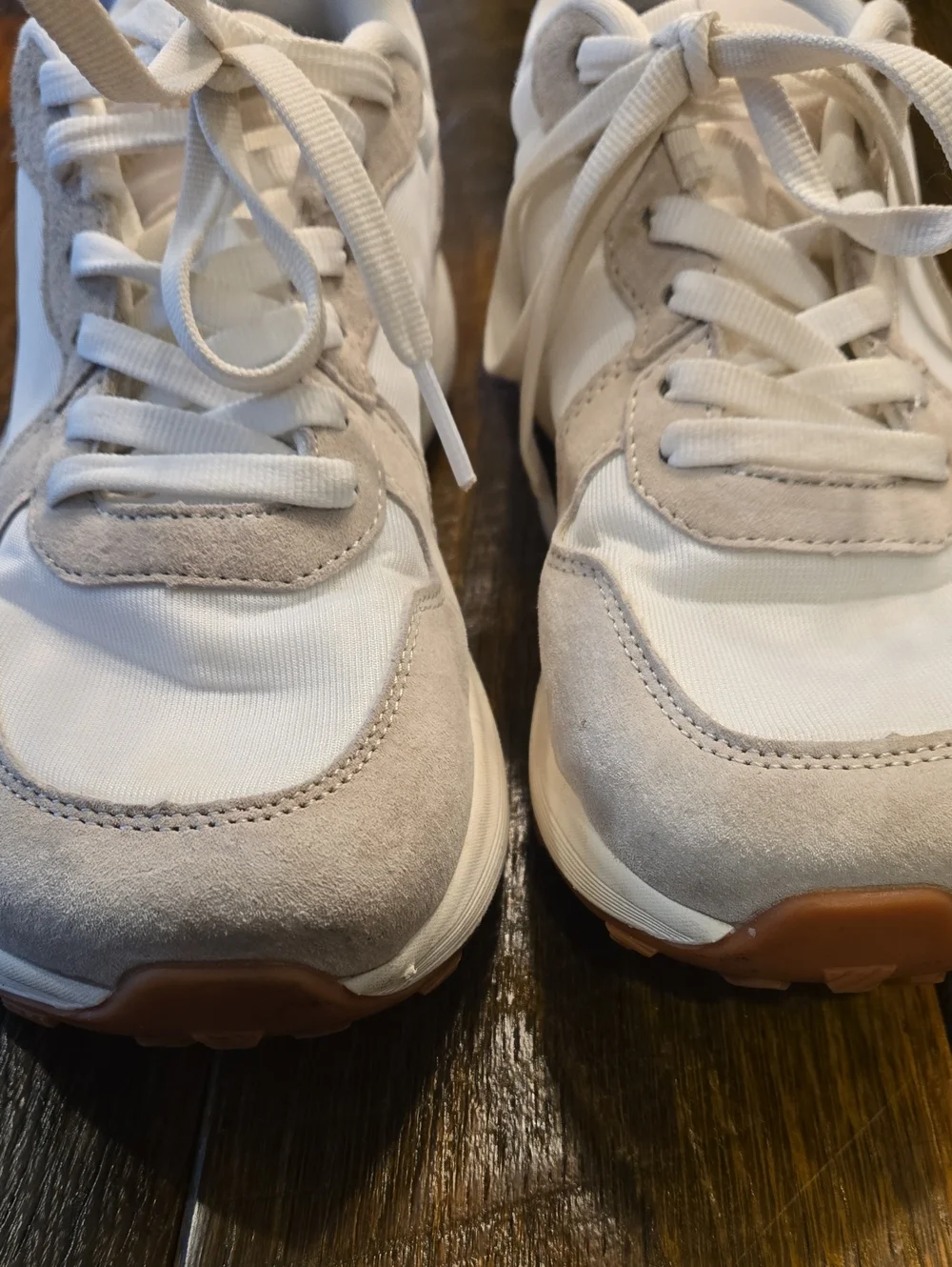 BRONAX 9W Women Wide Toe Box Athletic Casual Shoes Classic Design Sneakers